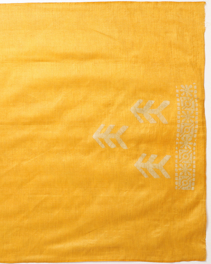 Dazzling Khadi Cotton Wax Batik Hand Dyed Red Suit (T+B+D)