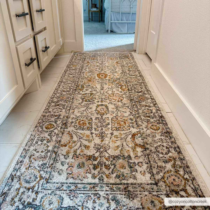 Herstmonceux elegant area rug – image 6