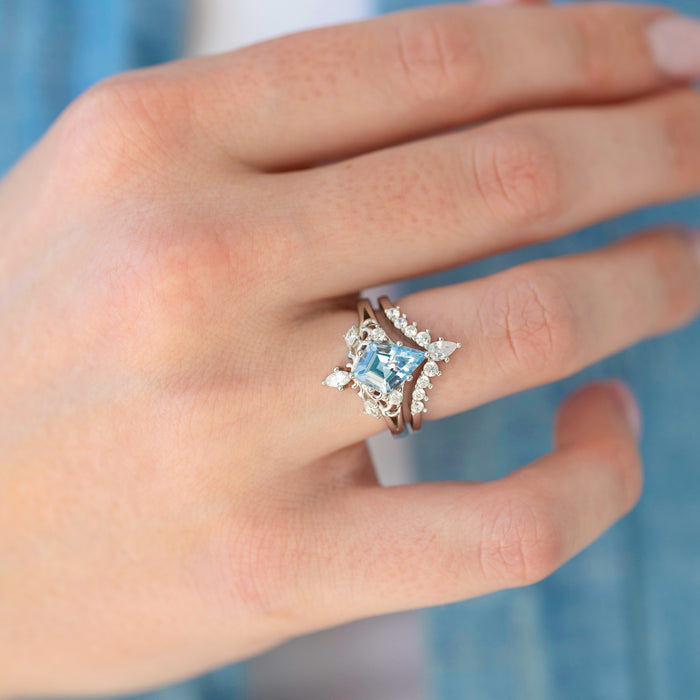 Unique aquamarine engagement ring by Aquamarise