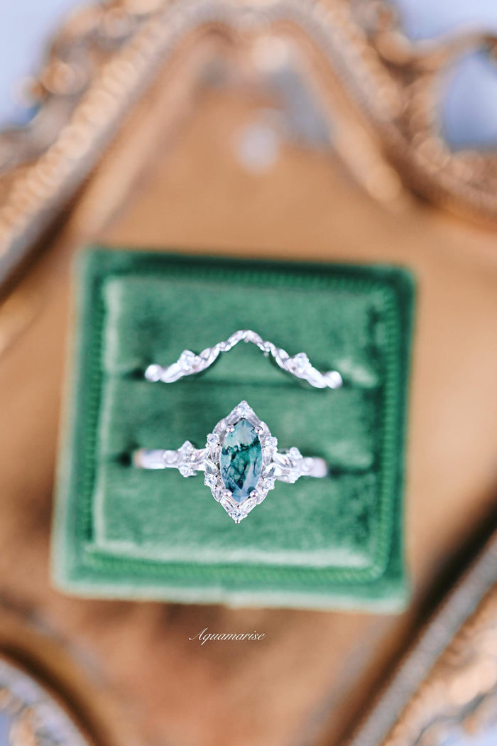 Fairy Green Moss Agate Engagement Leaf Ring Set- 14K White Gold featuring a marquise moss agate center stone framed by delicate leaf-inspired white gold bands, crafted by Aquamarise Gold from nature-inspired and solid gold engagement collections.