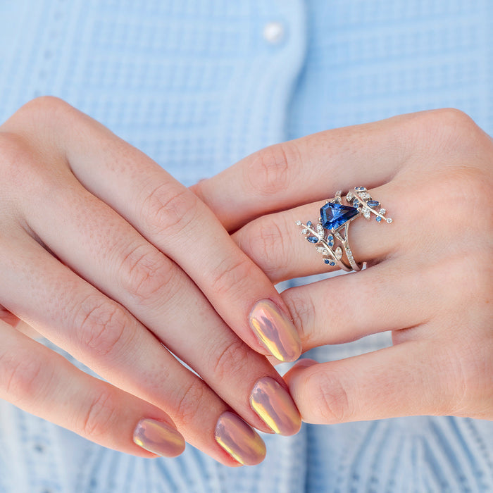 Fantasy Shield Cut Sapphire Leaf Engagement Ring Set