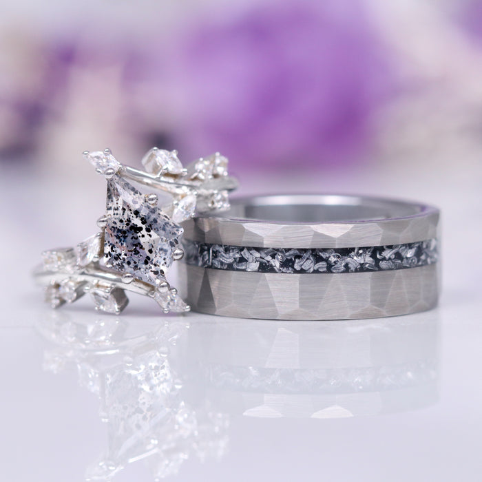 Galaxy Raw Salt & Pepper (Herkimer Diamond) Leaf Ring in Sterling Silver by Aquamarise, featuring a faceted band with textured meteorite inlay and a kite-cut Herkimer diamond centerpiece.