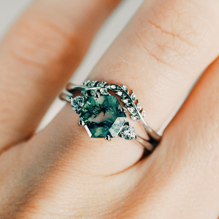 Hexagon Moss Agate Fairy Ring Set in Sterling Silver with a hexagonal moss agate center, leaf-inspired band, and diamond accents, a nature-inspired design by Aquamarise.