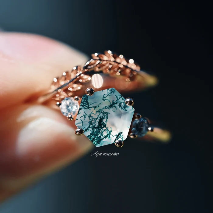 Natural Hexagon Moss Agate Engagement Ring Set- 14K Rose Gold Vermeil by Aquamarise showcasing a unique hexagonal moss agate with leaf-inspired rose gold vermeil and crystal accents.