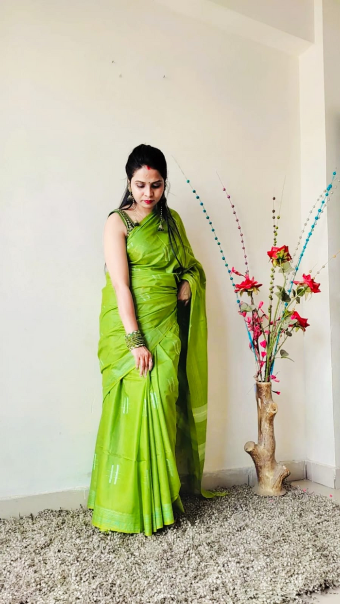 Katan Sap Green Silk Saree Weaving Design with Blouse-Indiehaat
