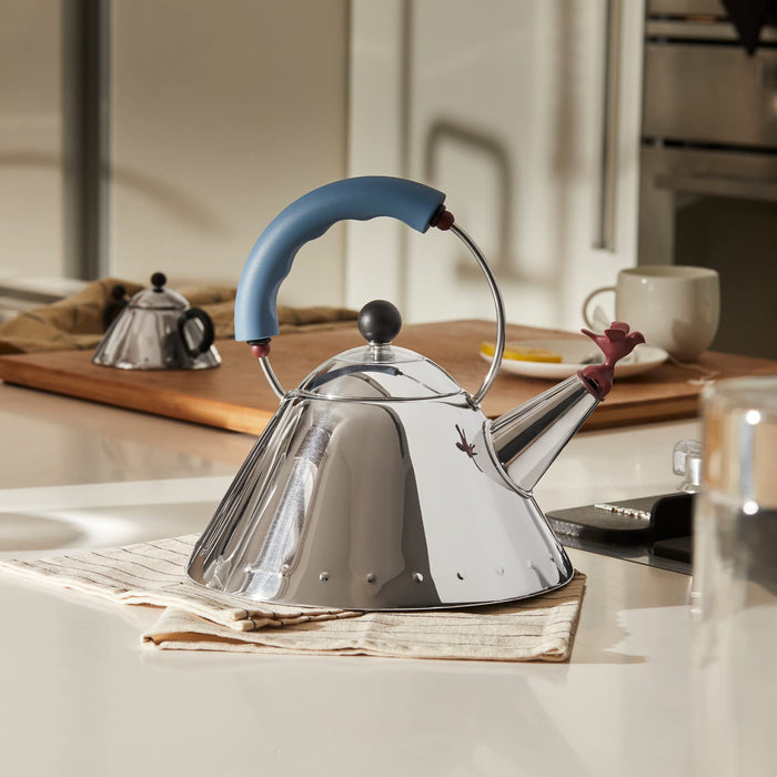 Kettle, 9'' H x 8.5'' W x 8.5'' D, Blue