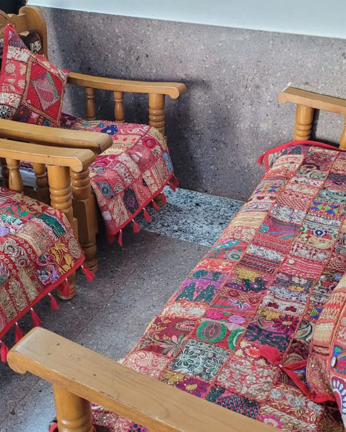 Indiehaat|Kambadiya Red Sofa Throw & Cushion Cover|Elegant DÃƒÂ©cor