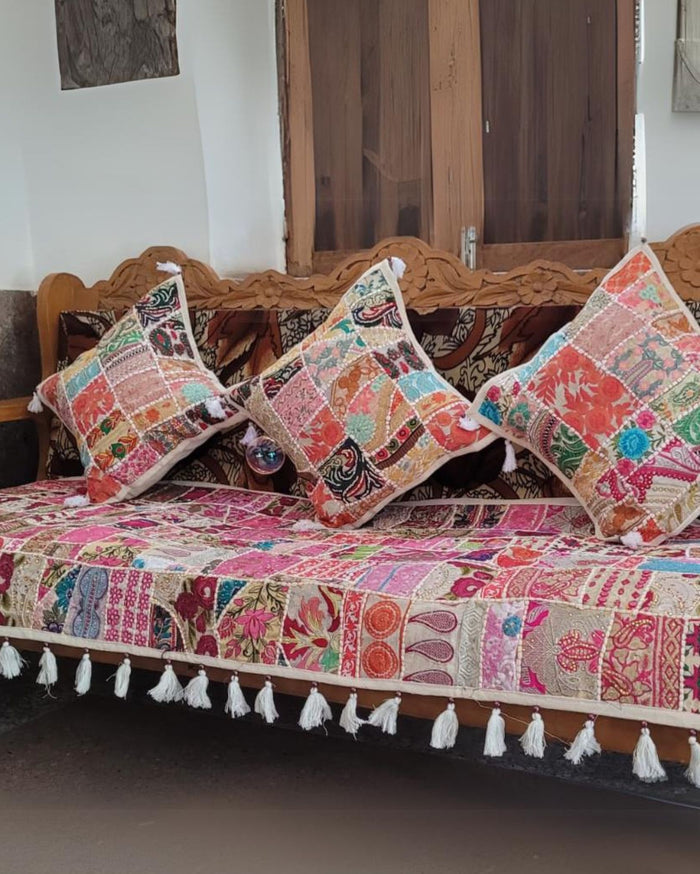 Indiehaat|Kambadiya White Sofa Throw & Cushion Cover|Elegant DÃƒÂ©cor