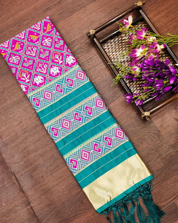 Indiehaat | Banarasi Lichi Silk Patola Dupatta Pink