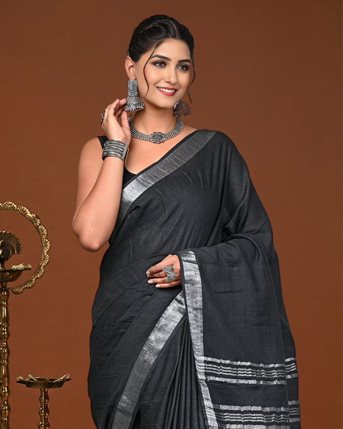 Indiehaat | Linen Hand Dyed Strped Pallu Saree Black