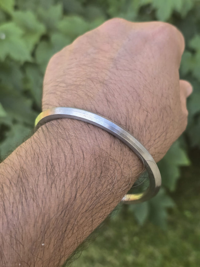 Sarbloh Kara One Edge Pure Iron Kada Sikh Bangle Khalsa Bracelet Handmade D5 New Traditional UnisexKarha