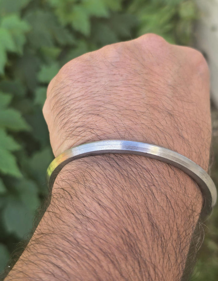 Sarbloh Kara One Edge Pure Iron Kada Sikh Bangle Khalsa Bracelet Handmade D5 New Traditional UnisexKarha
