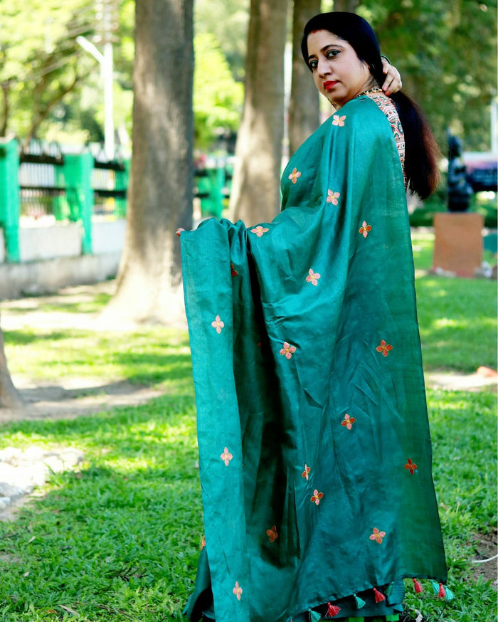 Tussar Silk Saree Online – Floral Buti Embroidery – Party Wear – Indiehaat