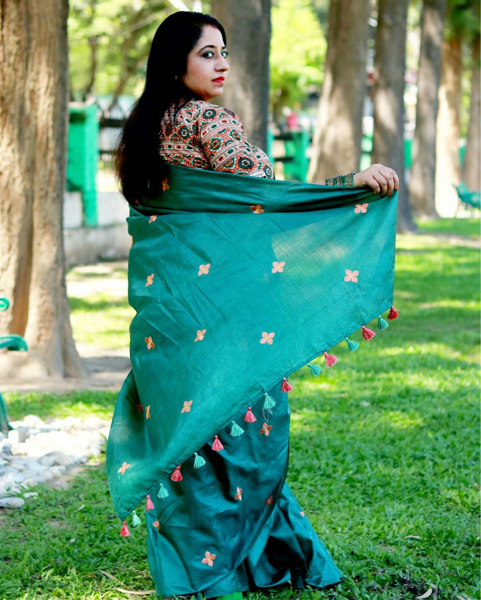 Tussar Silk Saree Online – Floral Buti Embroidery – Party Wear – Indiehaat