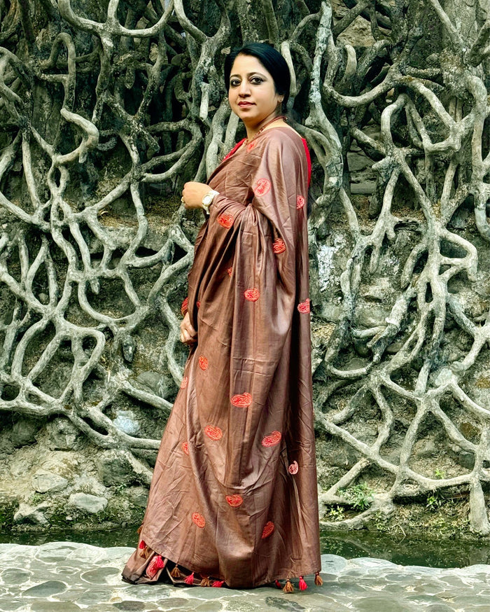 Tussar Silk Saree Online – Floral Buti Embroidery – Lightweight – Indiehaat