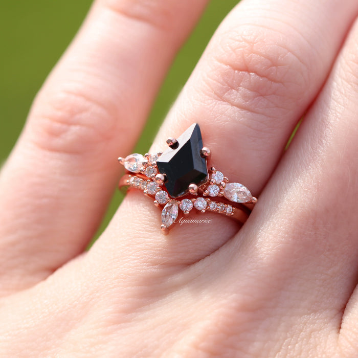 Skye Kite® Black Onyx Engagement Ring Set in 14K Solid Rose Gold by Aquamarise Gold, featuring a bold kite-shaped black onyx and sparkling accent stones in an elegant rose gold setting.