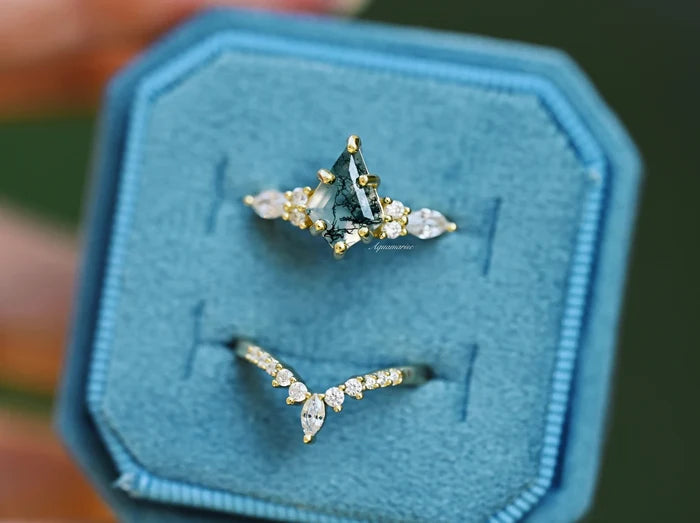 Skye Kite® Green Moss Agate Ring Set in 14K Yellow Gold Vermeil featuring a vintage-inspired kite cut moss agate and delicate accent stones in a blue velvet ring box by Aquamarise.