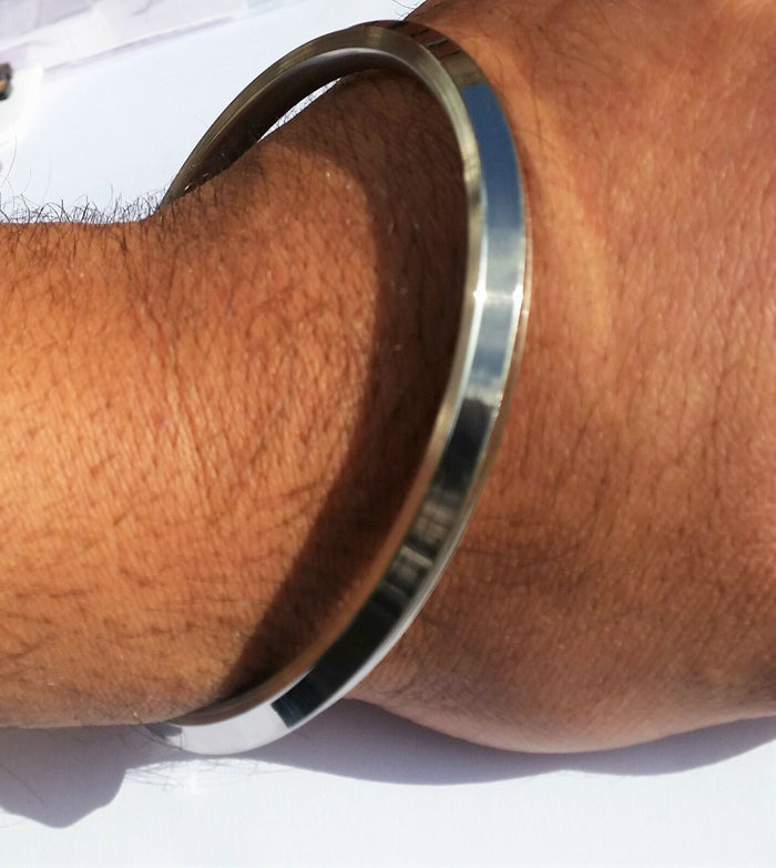 Stainless Steel Stunning One Edge Traditional Sikh Kara Punjabi Kada Kakar D1A1