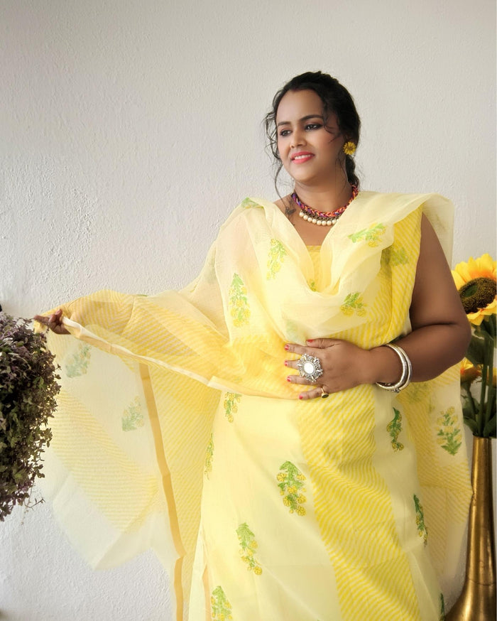Textured Kota Doria Yellow Suit (T+B+D) Handblock Print
