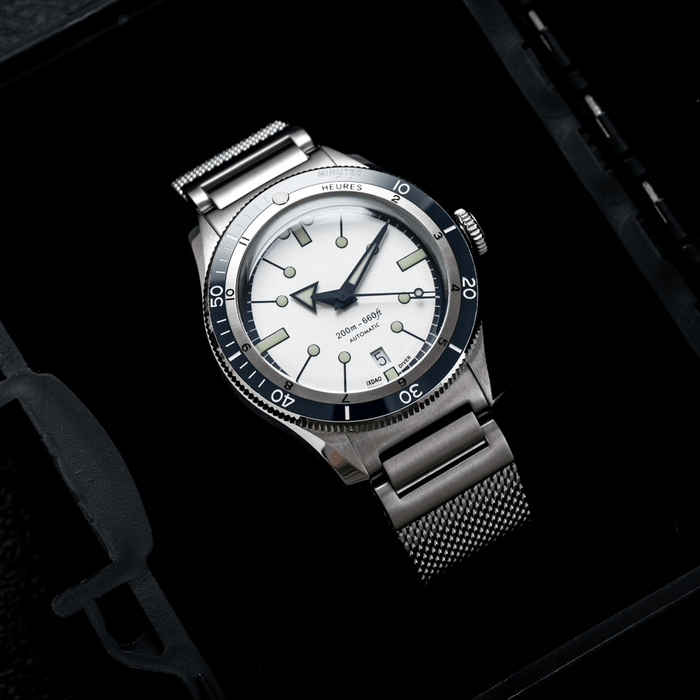 The 5303 Diver - White Blue - Ixdao Watches