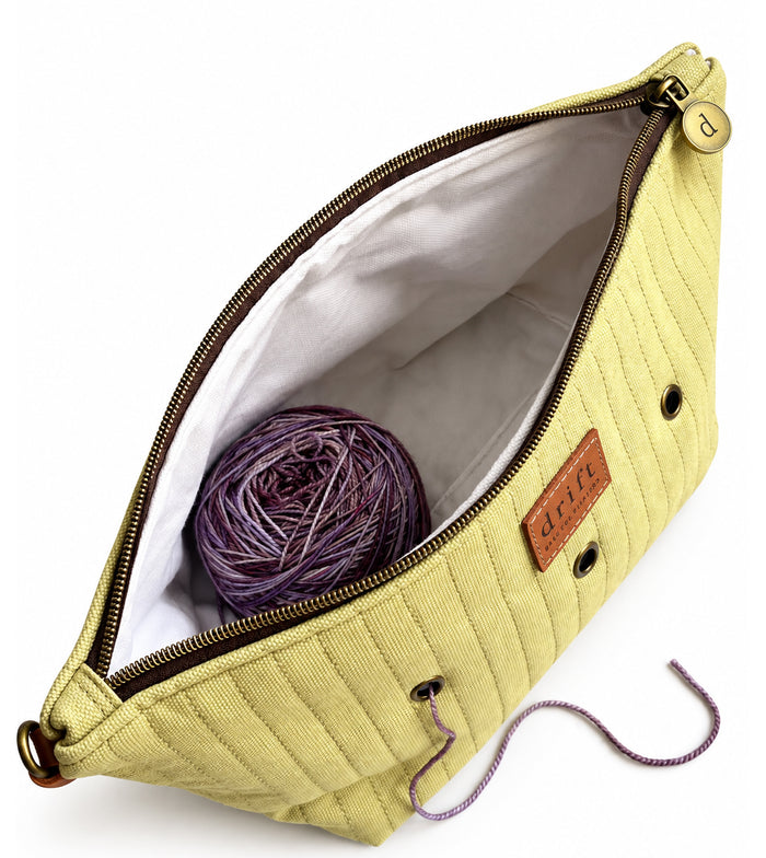 The Stand Up Yarn Organiser